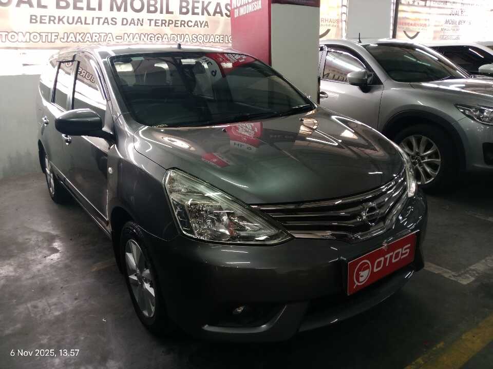 2015 Nissan Grand Livina 1.5 XV - Foto 1 dari 6