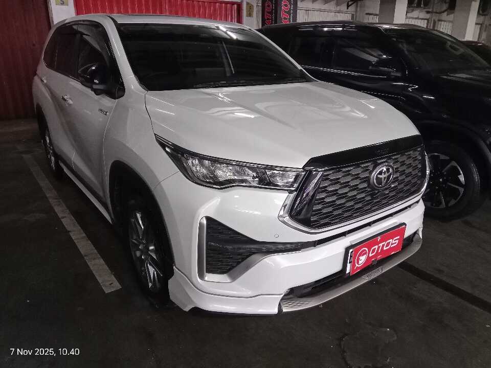 2023 Toyota Kijang Innova 2.0 Zenix Q HV CVT TSS - Foto 1 dari 6