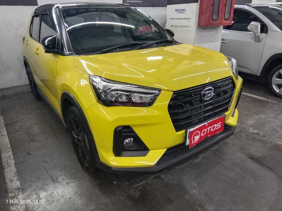 2022 Daihatsu Rocky 1.2 X - Foto 1 dari 6