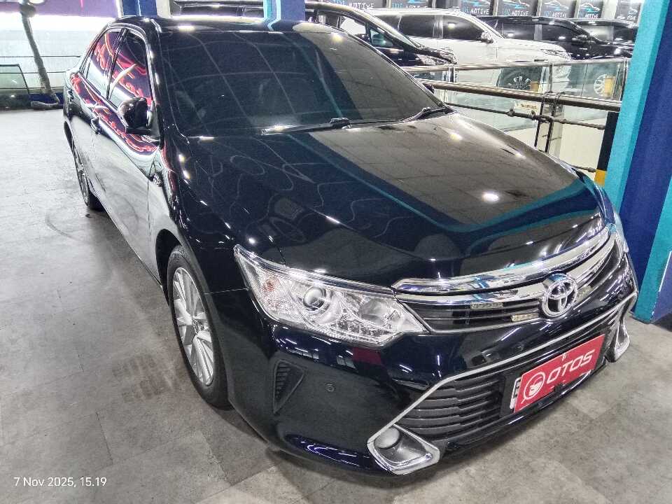 2016 Toyota Camry 2.5 V - Foto 1 dari 6