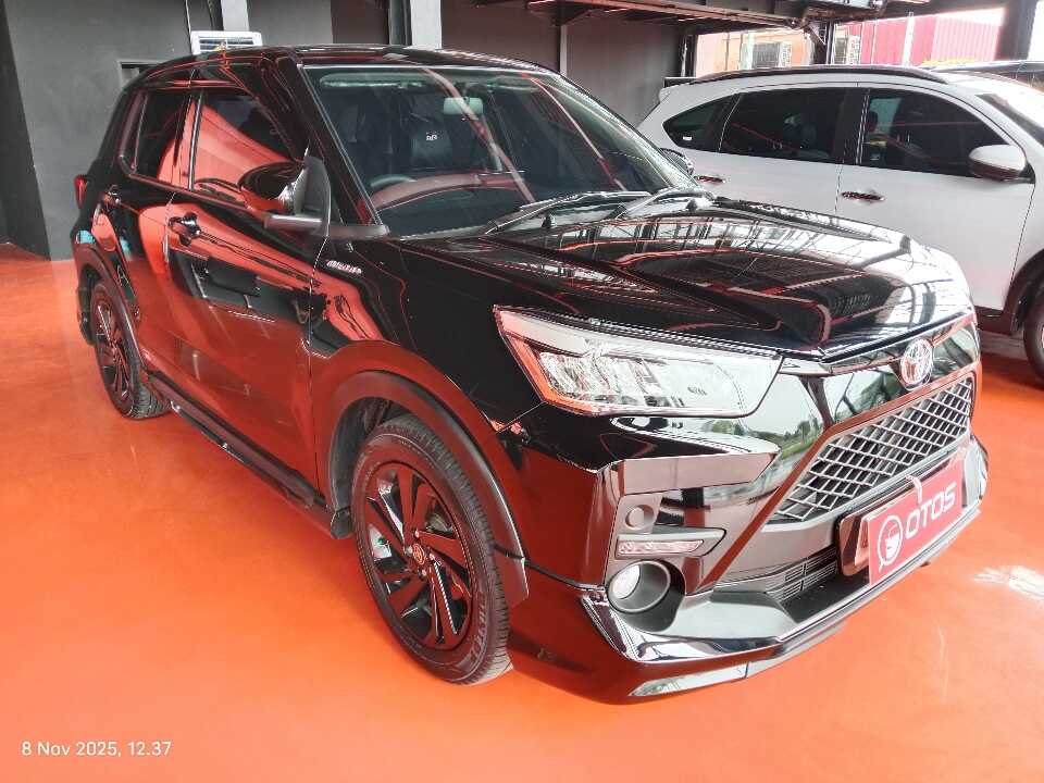 2025 Toyota Raize 1.0 GR Sport TSS - Foto 1 dari 6