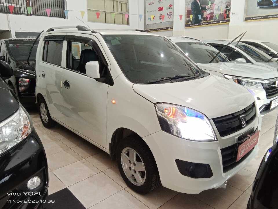 2016 Suzuki Karimun Wagon R 1.0 GL - Foto 1 dari 6