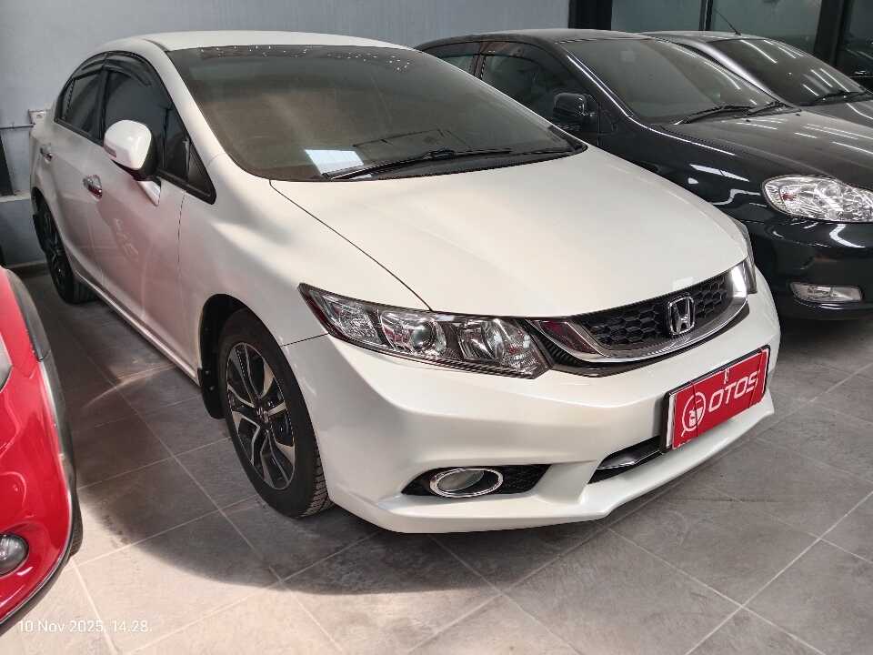 2015 Honda Civic 1.8 FB - Foto 1 dari 6