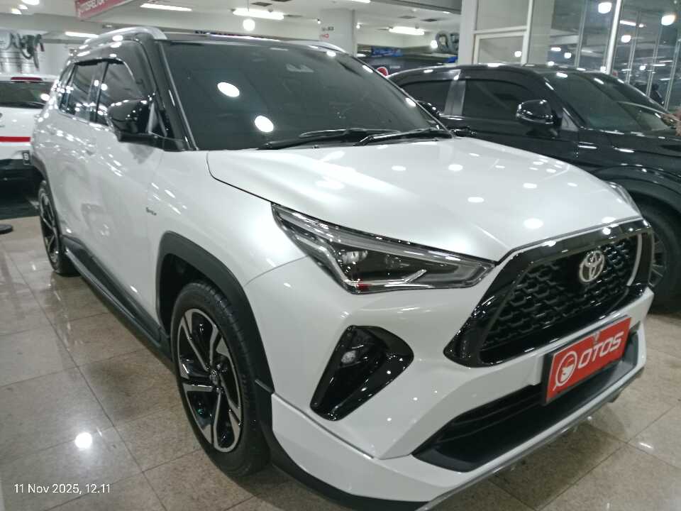 2023 Toyota Yaris Cross 1.5 S HV - Foto 1 dari 6