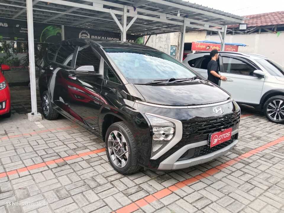 2022 Hyundai Stargazer 1.5 Prime - Foto 1 dari 6