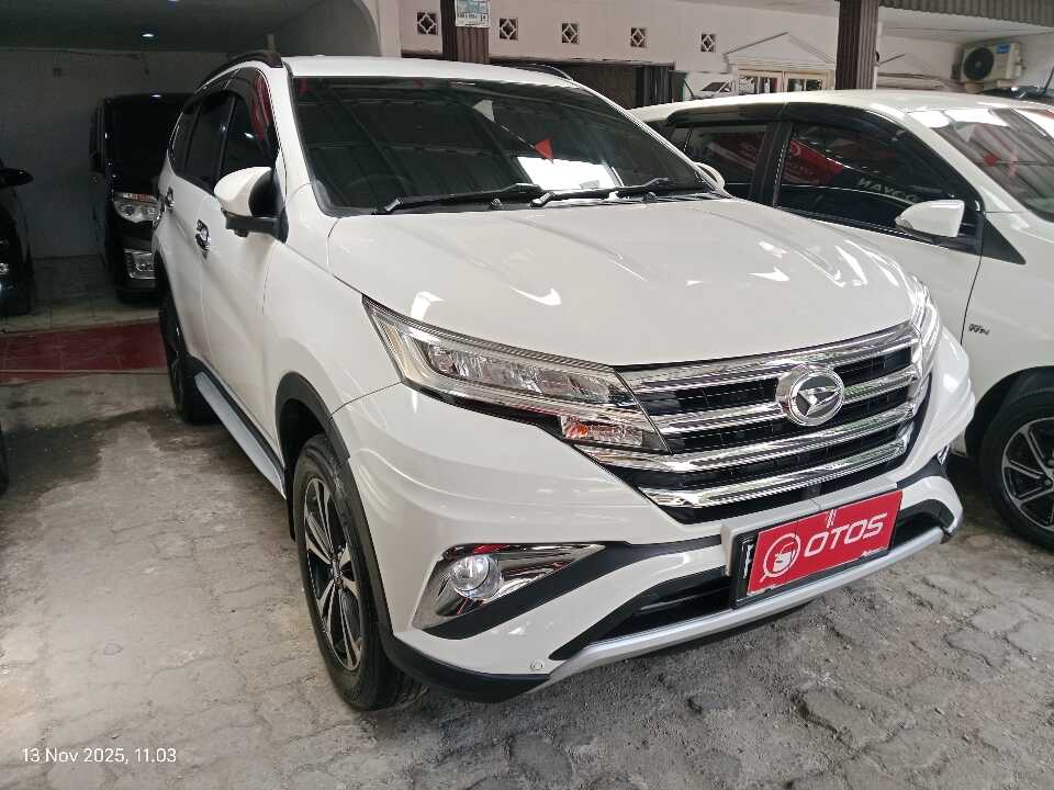 2021 Daihatsu Terios 1.5 R Deluxe - Foto 1 dari 6
