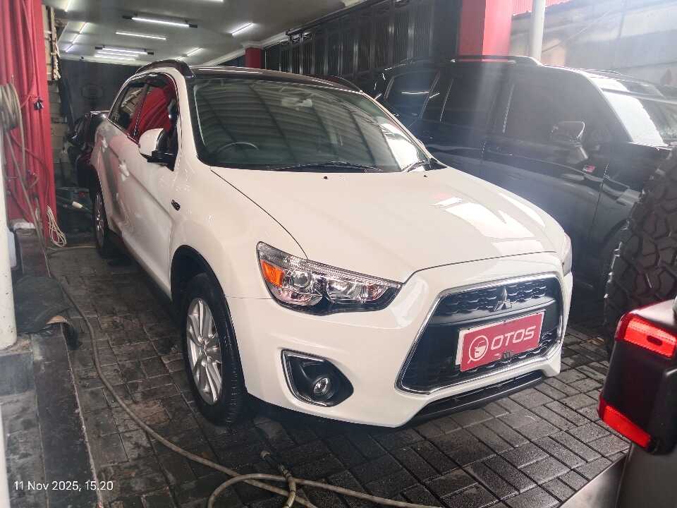 2016 Mitsubishi Outlander Sport 2.0 PX - Foto 1 dari 6