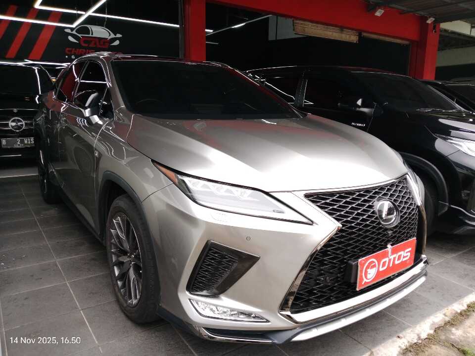 2022 Lexus RX 300 2.0 - Foto 1 dari 6