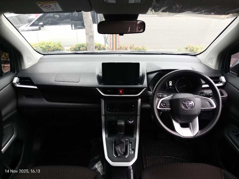 Foto Mobil Bekas Dashboard Toyota Avanza 1.3 G tahun 2020