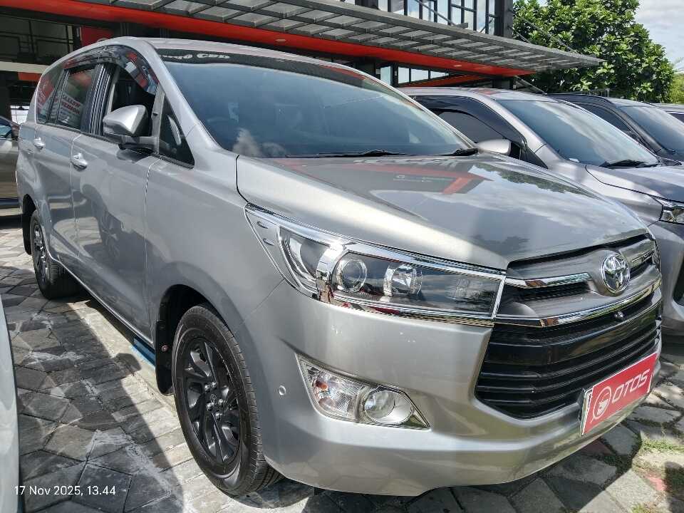 2019 Toyota Kijang Innova 2.4 V - Foto 1 dari 6
