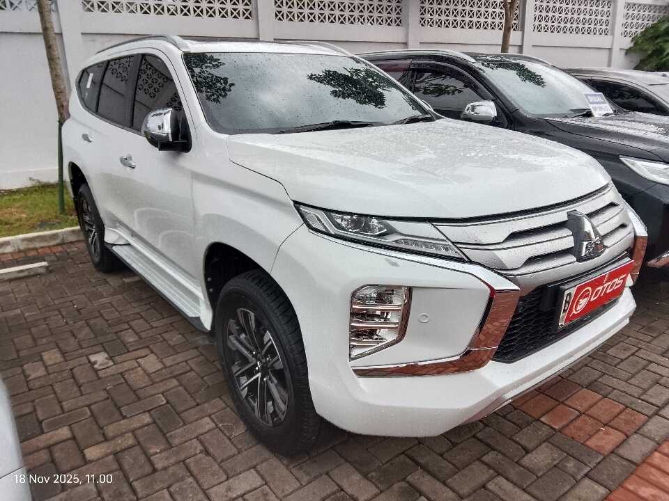 2023 Mitsubishi Pajero Sport 2.4 Dakar 4X2 - Foto 1 dari 6