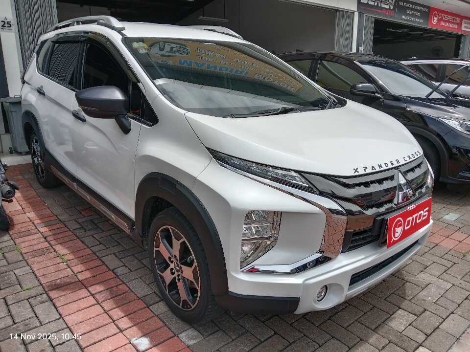 2021 Mitsubishi Xpander 1.5 Cross - Foto 1 dari 6