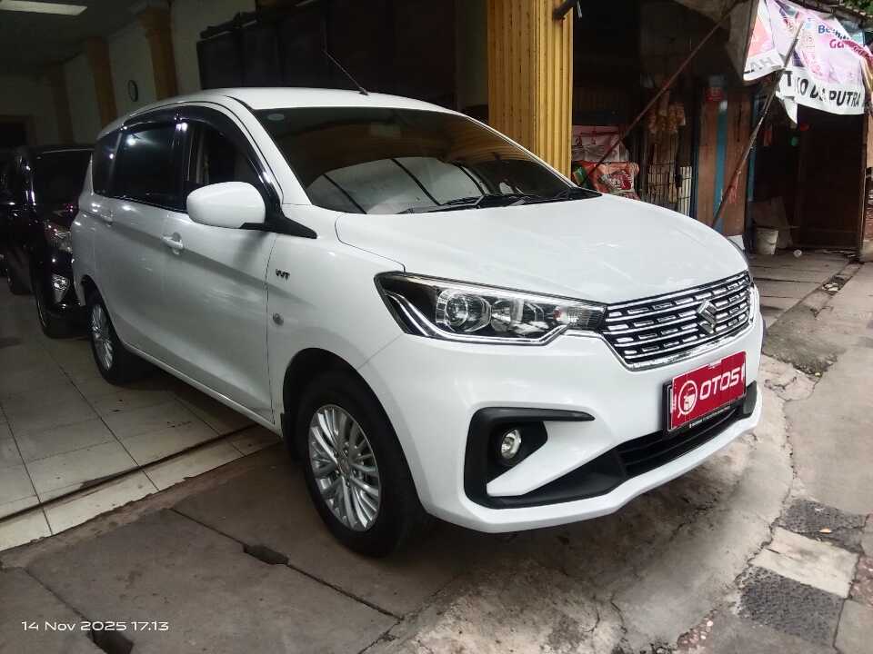 2021 Suzuki Ertiga 1.5 GL - Foto 1 dari 6