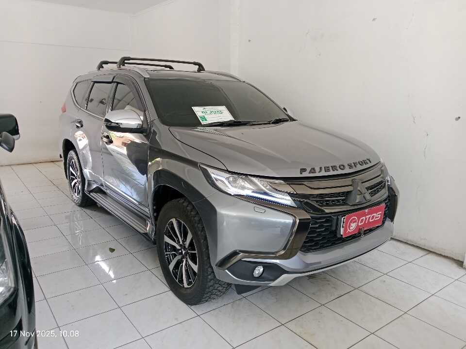2017 Mitsubishi Pajero Sport 2.4 Dakar - Foto 1 dari 6
