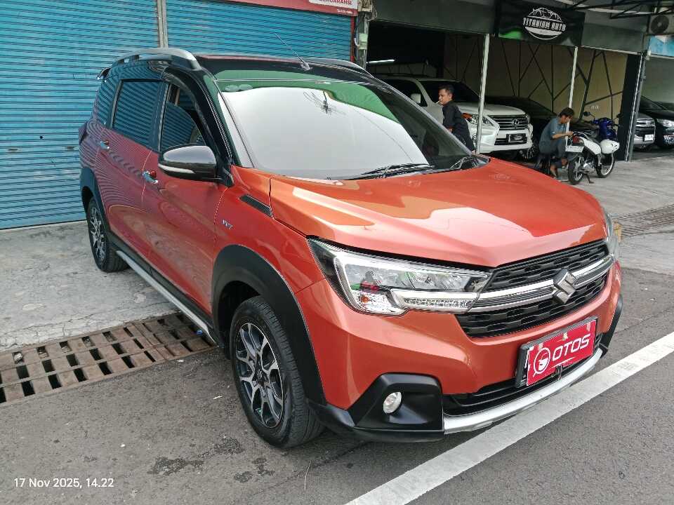 2021 Suzuki XL7 1.5 - Foto 1 dari 6