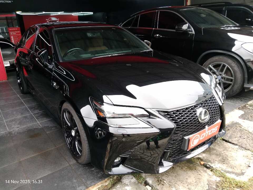 2016 Lexus GS 200t 2.0 - Foto 1 dari 6