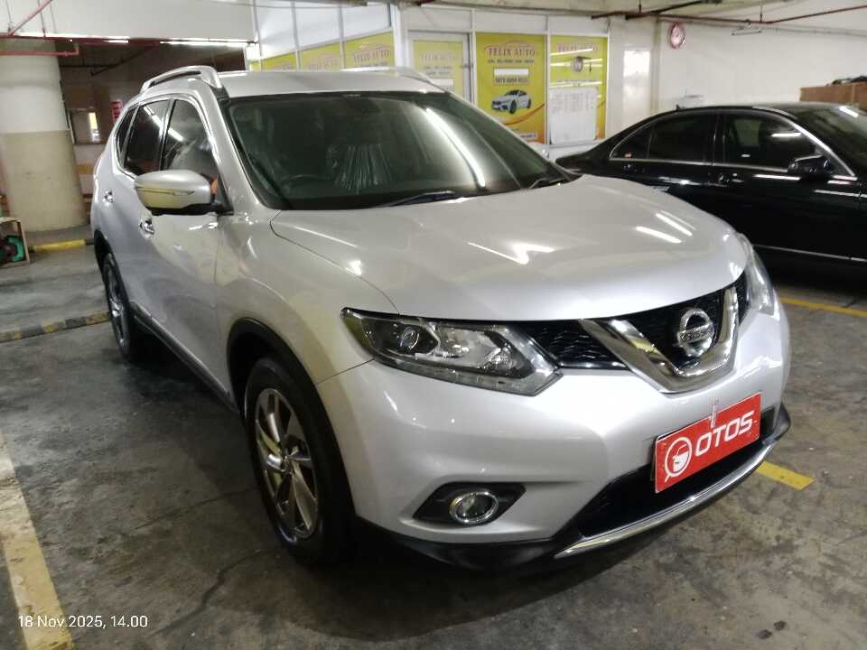 2015 Nissan X-Trail 2.5 - Foto 1 dari 6