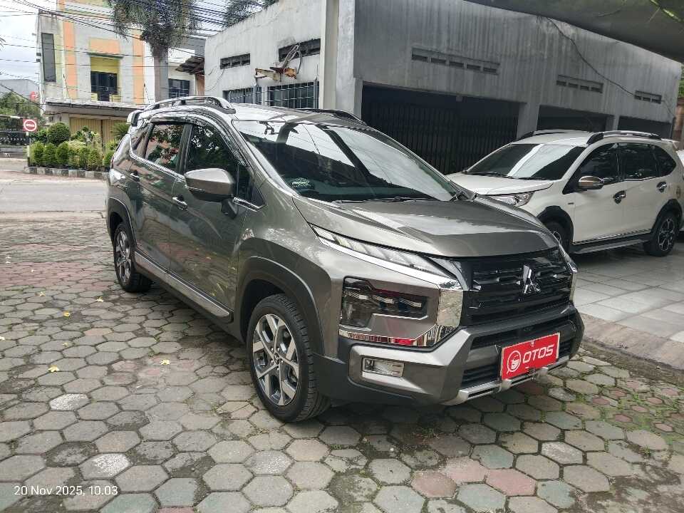 2023 Mitsubishi Xpander 1.5 Cross - Foto 1 dari 6