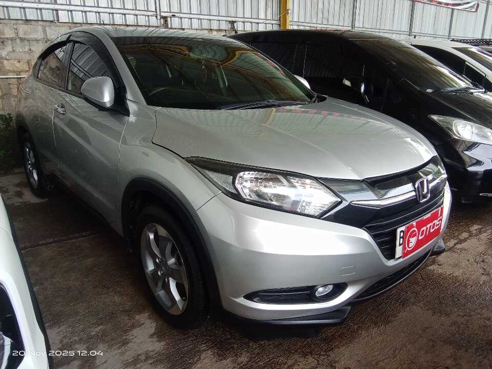 2015 Honda HR-V 1.5 E - Foto 1 dari 6