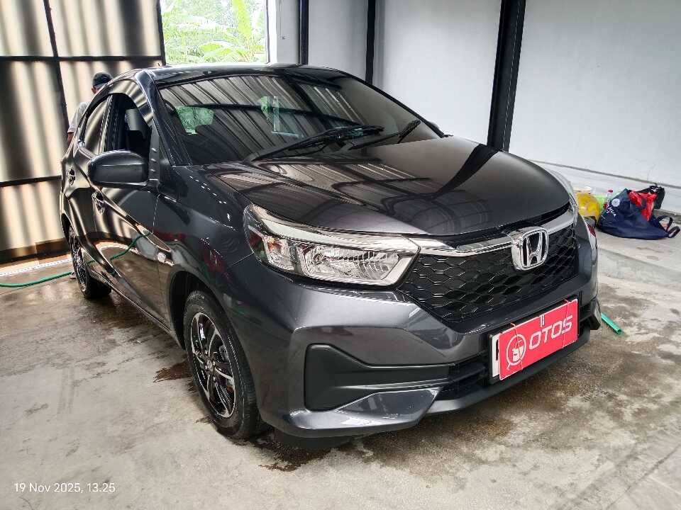 2024 Honda Brio 1.2 Satya E - Foto 1 dari 6