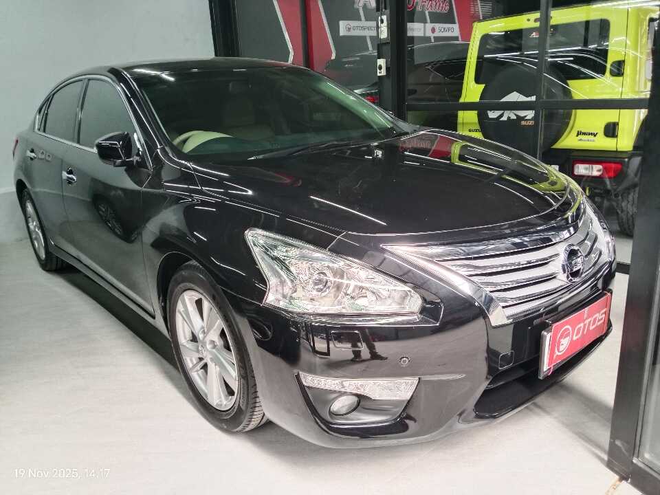 2017 Nissan Teana 2.5 - Foto 1 dari 6