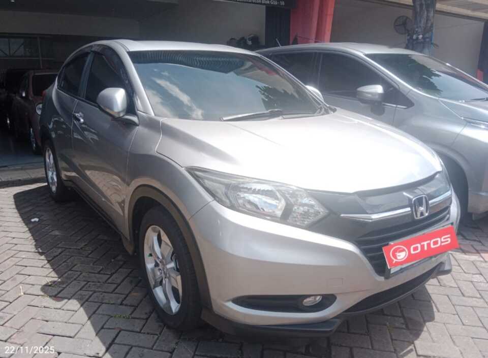 2016 Honda HR-V 1.5 E - Foto 1 dari 6