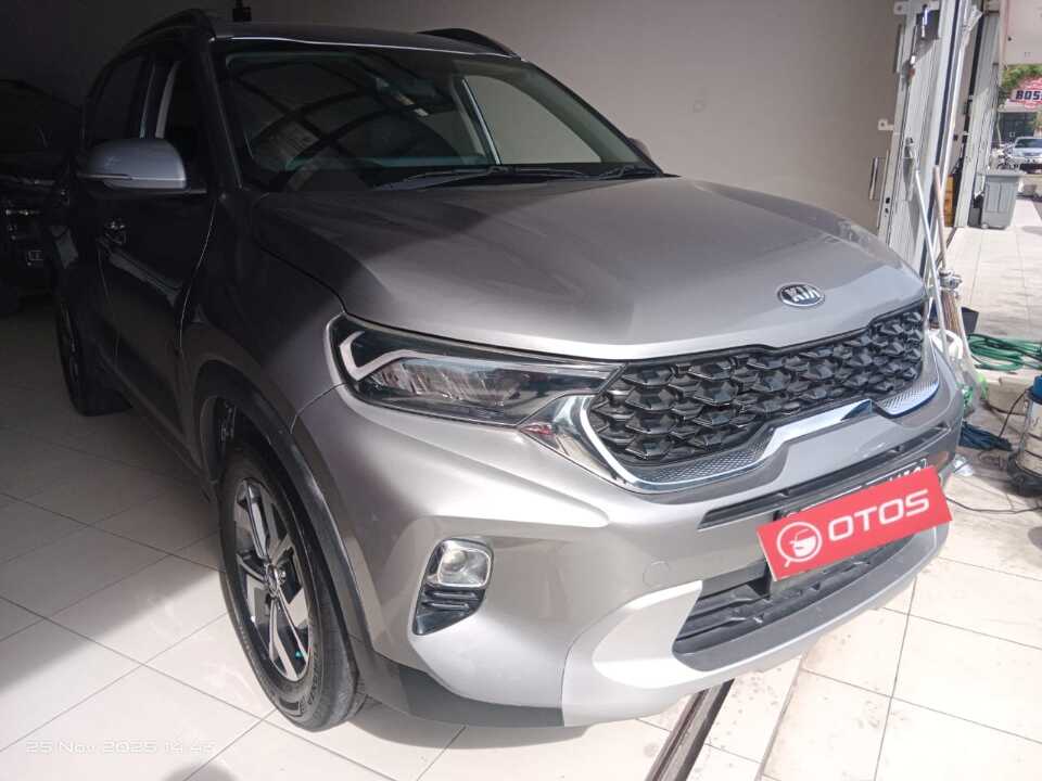 2021 KIA Sonet 1.5 - Foto 1 dari 6