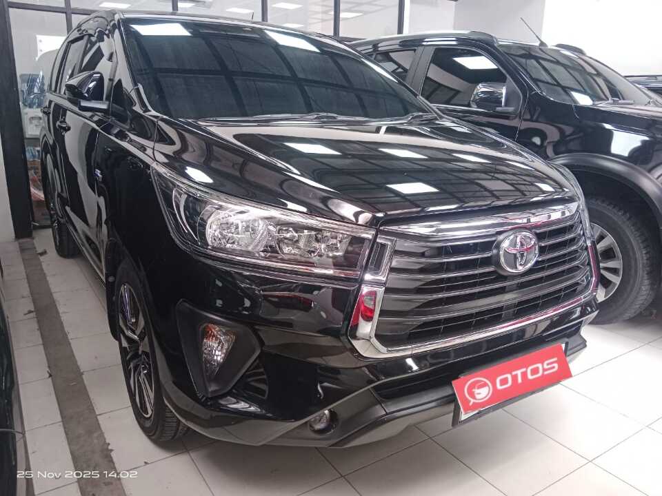 2022 Toyota Kijang Innova 2.0 G - Foto 1 dari 6