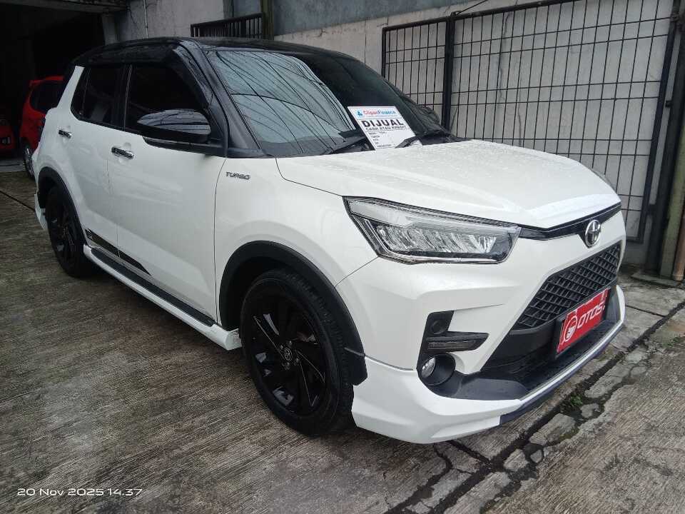 2021 Toyota Raize 1.0 GR Sport - Foto 1 dari 6