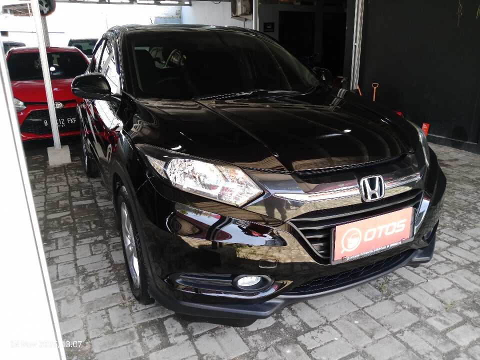 2017 Honda HR-V 1.5 E - Foto 1 dari 6