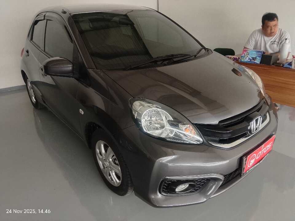 2017 Honda Brio 1.2 Satya E - Foto 1 dari 6