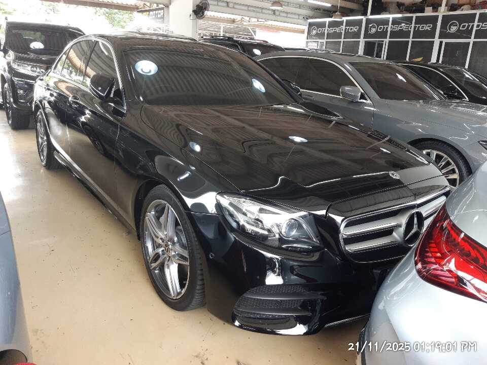 2019 Mercedes-Benz E350 2.0 - Foto 1 dari 6