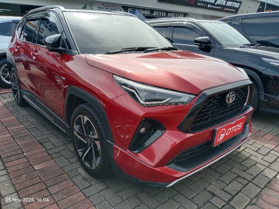 2023 Toyota Yaris Cross 1.5 S HV - Foto 1 dari 6