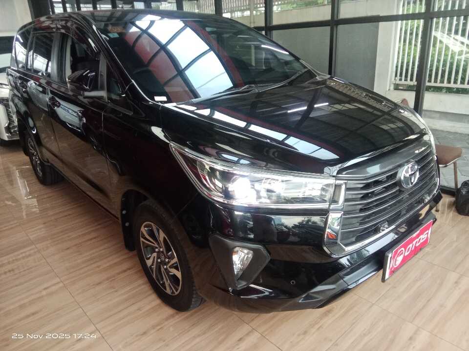 2022 Toyota Kijang Innova 2.4 V - Foto 1 dari 6