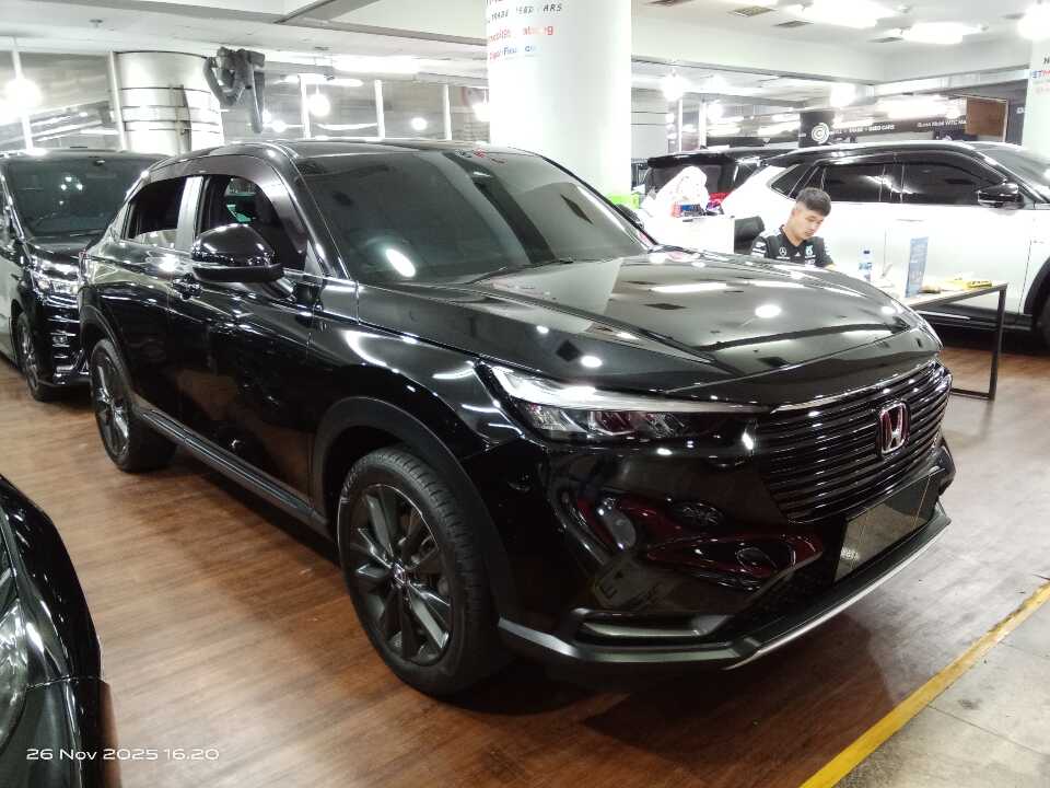 2023 Honda HR-V 1.5 SE - Foto 1 dari 6