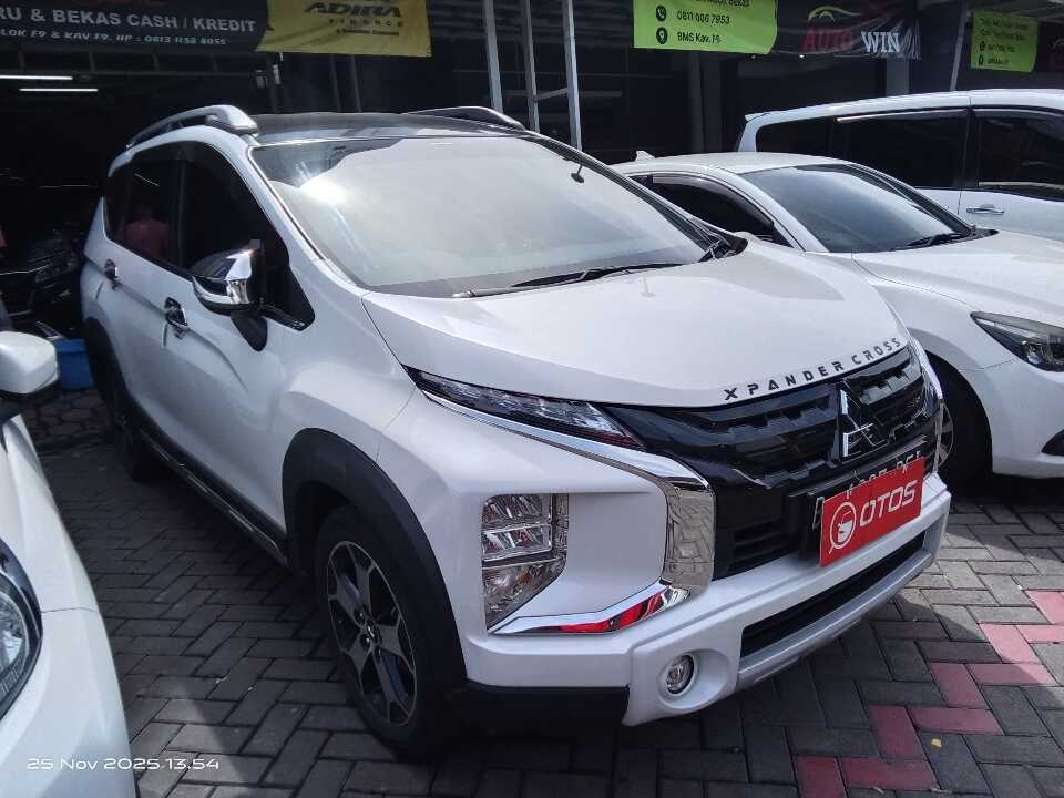 2021 Mitsubishi Xpander 1.5 Cross - Foto 1 dari 6