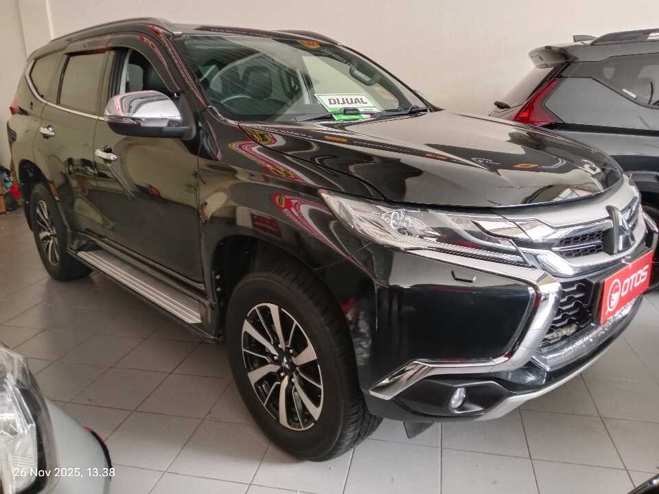 2017 Mitsubishi Pajero Sport 2.4 Dakar 4X2 - Foto 1 dari 6