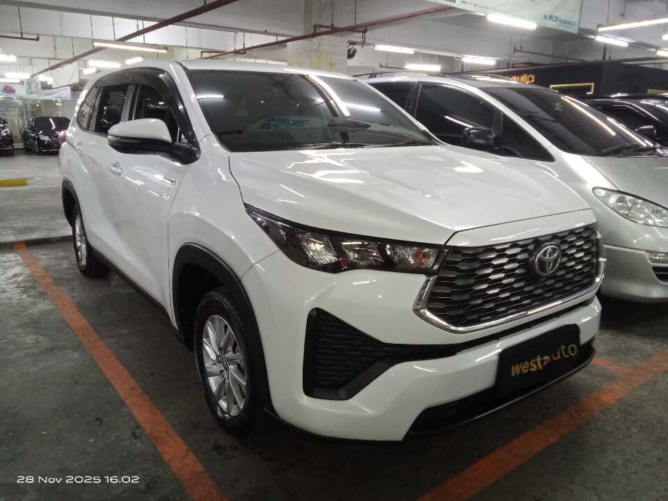 2024 Toyota Kijang Innova 2.0 Zenix G HV CVT - Foto 1 dari 6