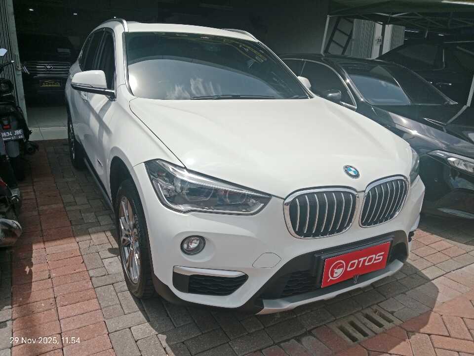 2018 BMW X1 1.5 Sdrive18i - Foto 1 dari 10