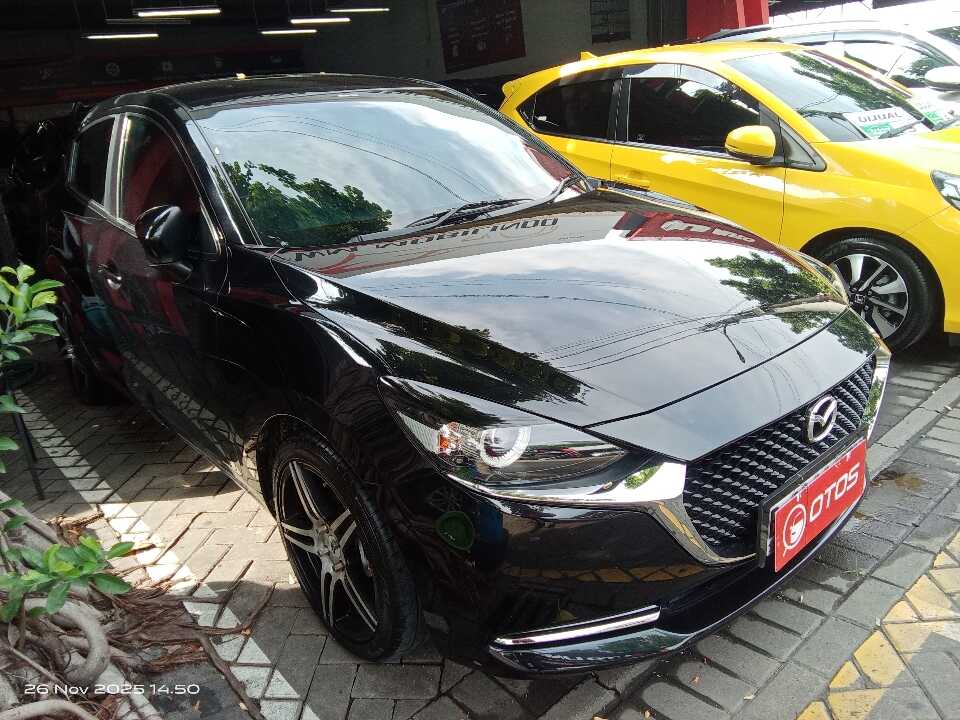 2019 Mazda 2 1.5 - Foto 1 dari 6