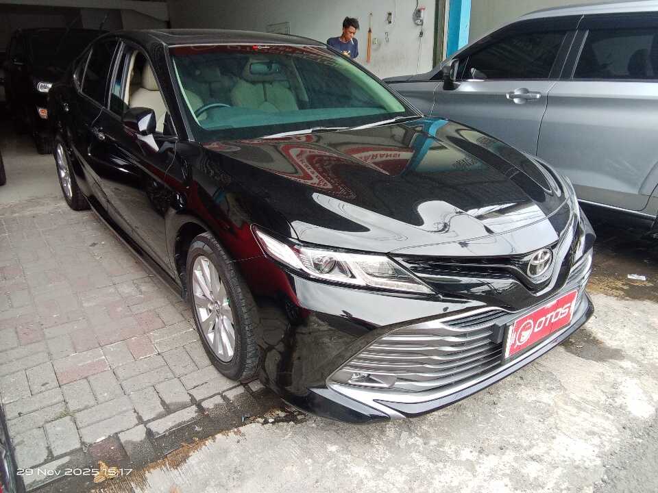 2019 Toyota Camry 2.5 V - Foto 1 dari 6
