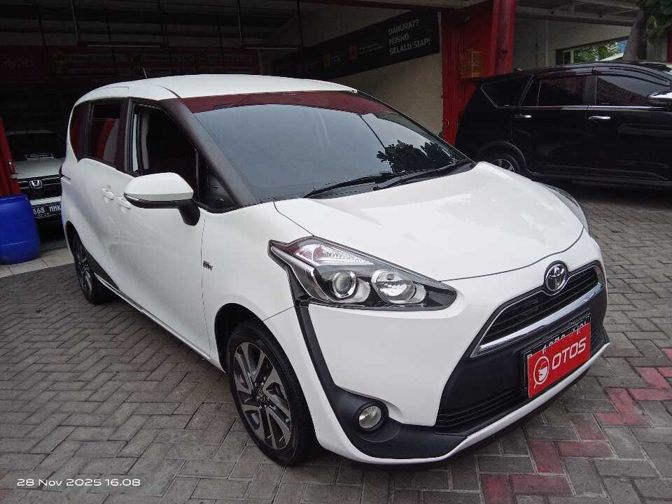 2016 Toyota Sienta 1.5 V - Foto 1 dari 6