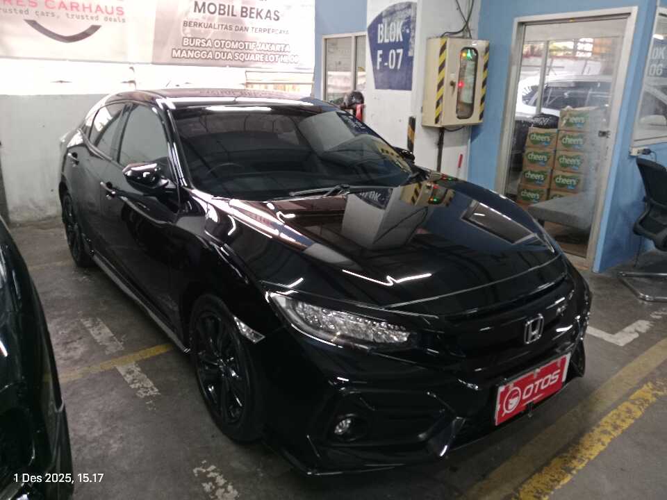 2020 Honda Civic 1.5 Turbo - Foto 1 dari 6