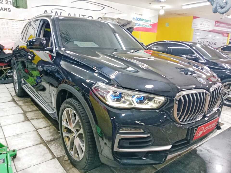 2022 BMW X5 3.0 Xdrive40i Xline - Foto 1 dari 6