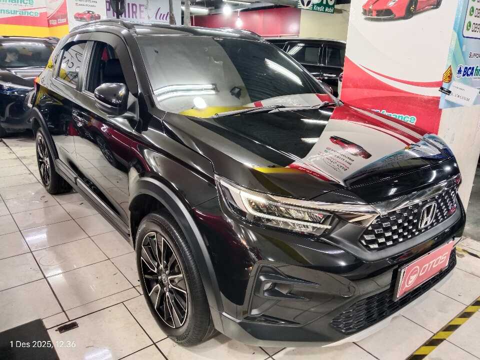 2023 Honda WR-V 1.5 RS - Foto 1 dari 6