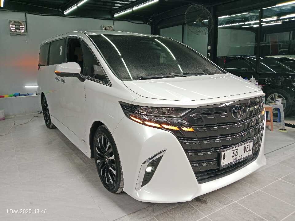 2024 Toyota Alphard 2.5 HEV - Foto 1 dari 6