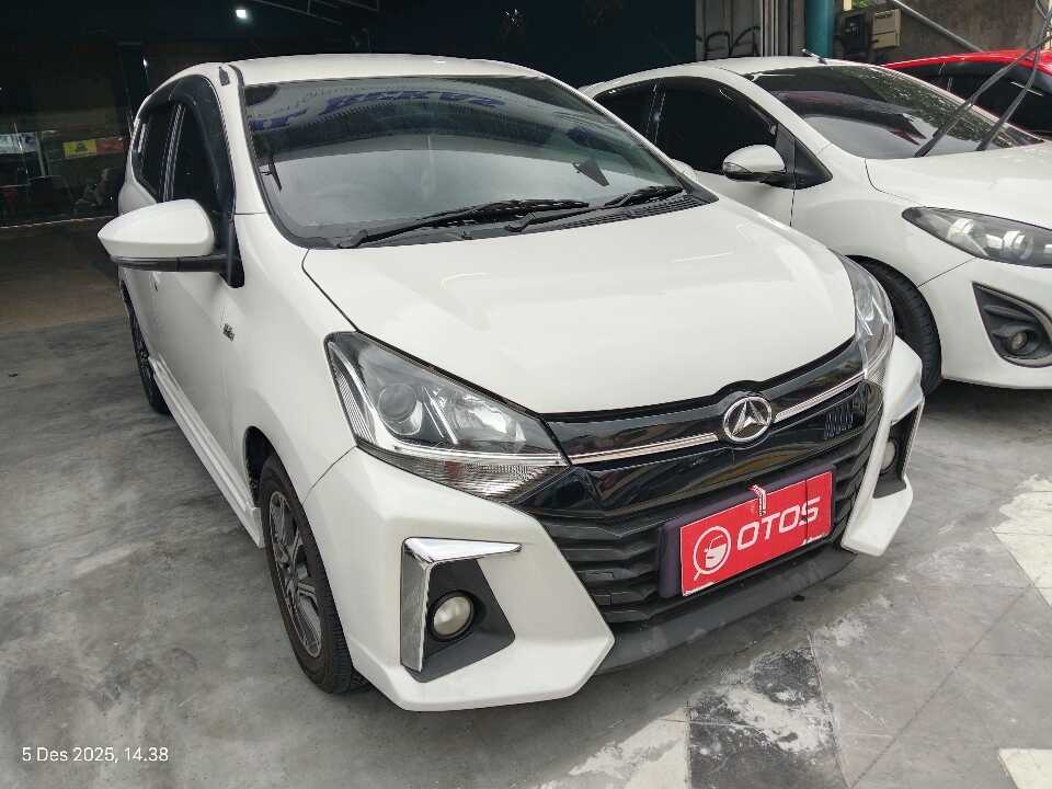 2021 Daihatsu Ayla 1.2 R - Foto 1 dari 6