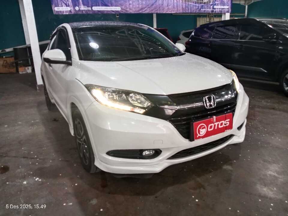 2017 Honda HR-V 1.8 RS - Foto 1 dari 6