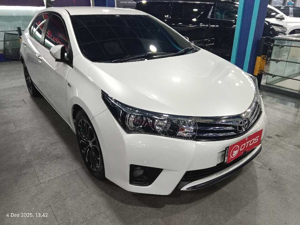 2016 Toyota Corolla Altis 1.8 V - Foto 1 dari 6