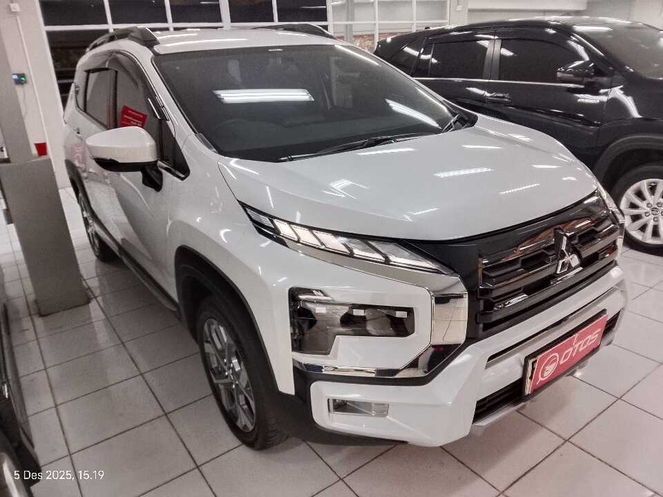 2023 Mitsubishi Xpander 1.5 Cross - Foto 1 dari 6